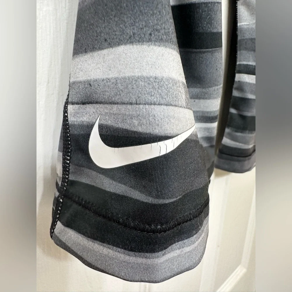 NIKE Pants Gray Stripe Running Workout Leggings Dri Fit Size S - Picture 3 of 5